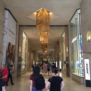 Carrousel_du_Louvre_Septembre_2016