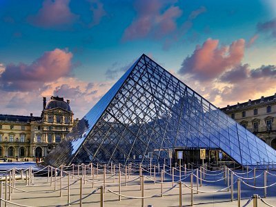 paris-france-april-07-2017-view-louvre-museum-pyramid