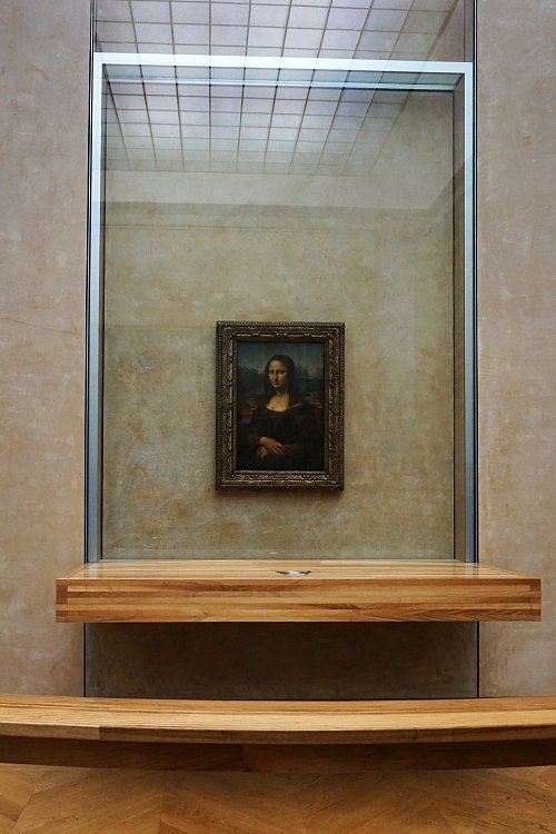 Mona_Lisa_Louvre_12_2016_1171