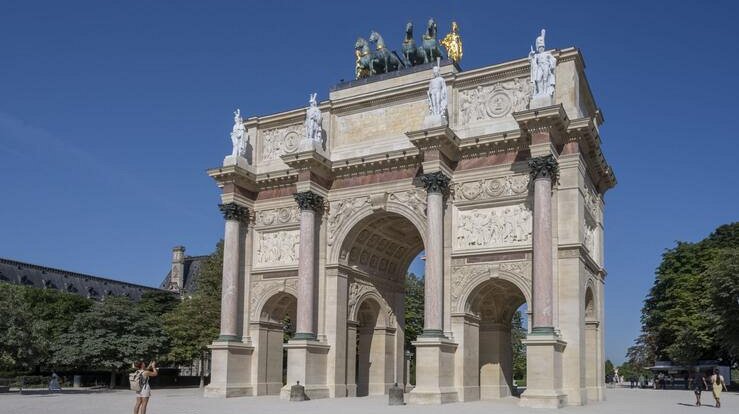Travaux de préservation et de restauration de l'Arc de Triomphe du Carrousel